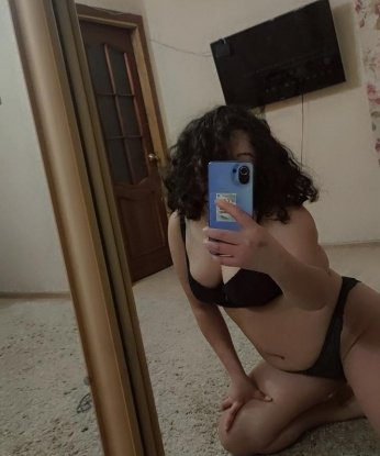 Мои услуги позволят тебе ощутить невероятное блаженство и насладиться каждым мгновением, проведенным со мной. Я гарантирую уютную атмосферу, полное интимное удовлетворение и исполнение твоих самых сокровенных желаний. Позволь мне позаботиться о тебе и подарить незабываемые моменты наслаждения. Живу в Москве и готова встретиться с тобой в любое удобное для тебя время. 🌹🔥💋 +фото 8611, 30 лет